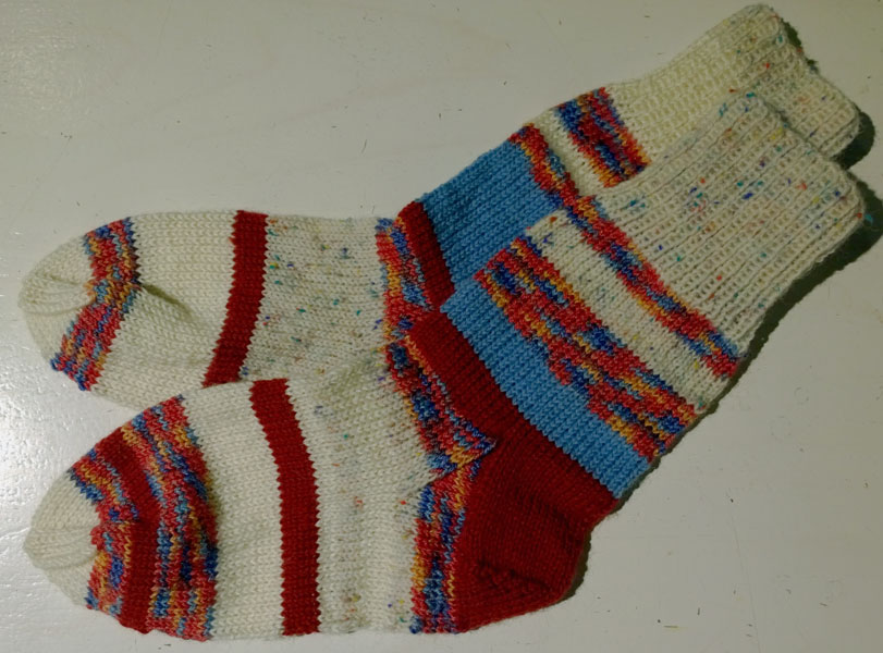 renere Lege med Indigenous Hvordan man strikker uldne sokker af små rester strømpegarn